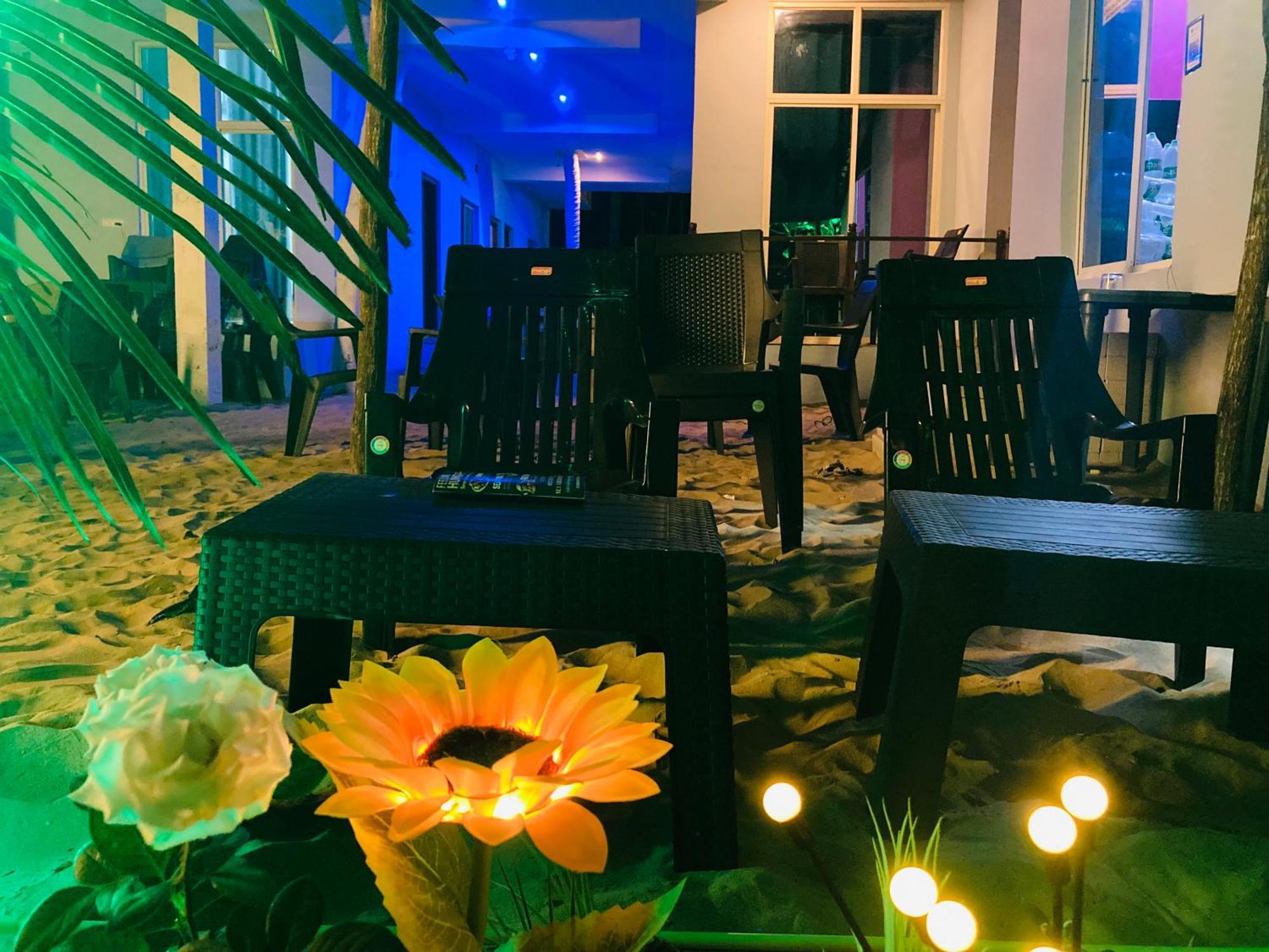 Oceanic Stay And Restaurant Gokarna 고카르나 외부 사진