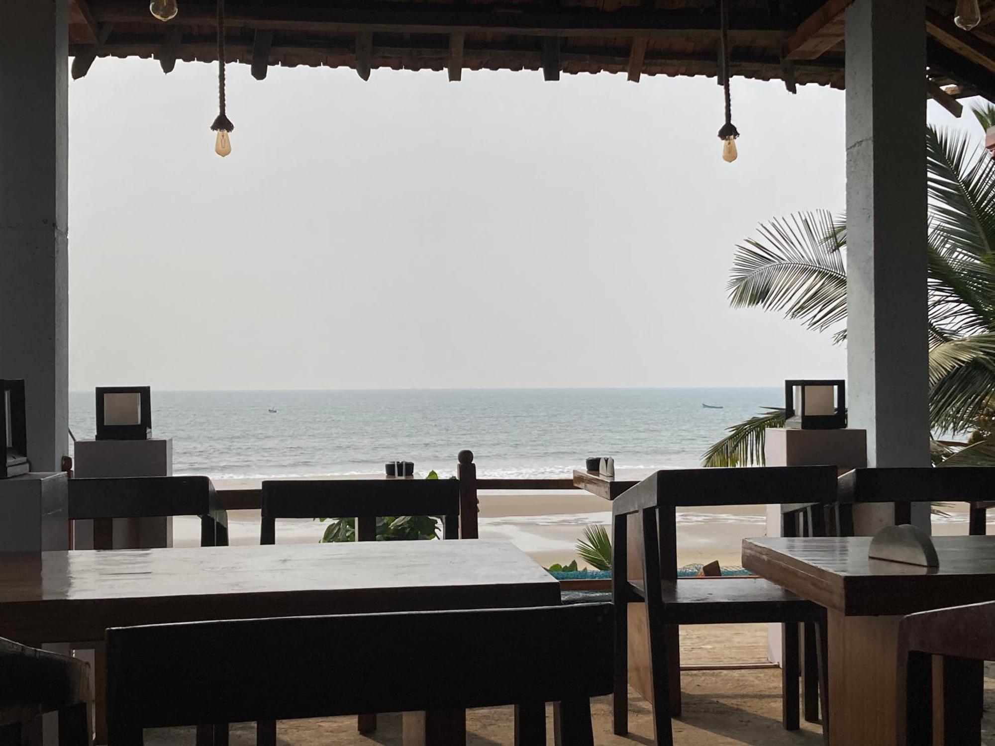 Oceanic Stay And Restaurant Gokarna 고카르나 외부 사진