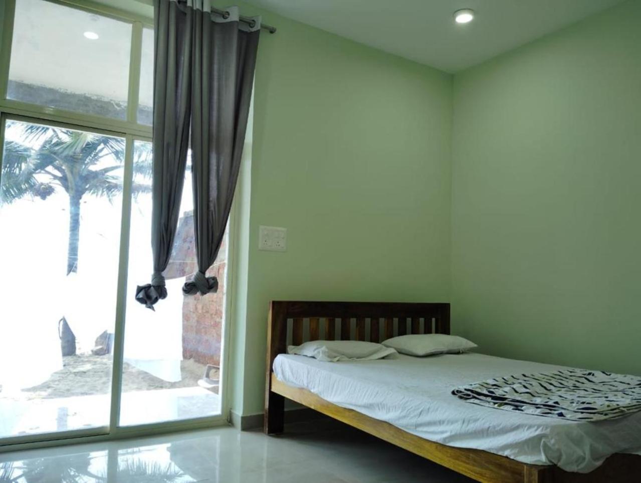 Oceanic Stay And Restaurant Gokarna 고카르나 외부 사진